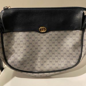 Gucci shoulder bag